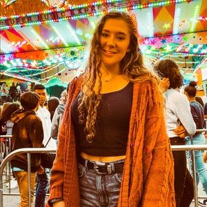 Meet your Posher, Amber